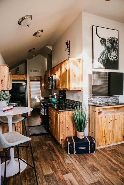 The Bison Cabin - The Cabins At Rim Rock Austin Exterior foto